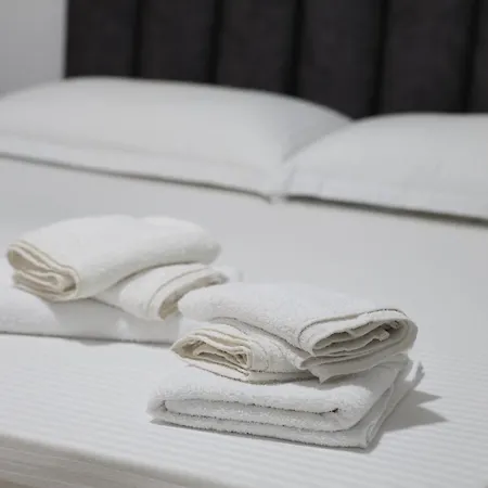 Del Sol * Golem (Tirana)