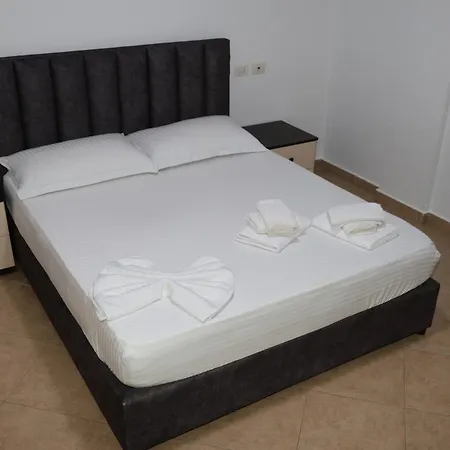 Del Sol Golem (Tirana)