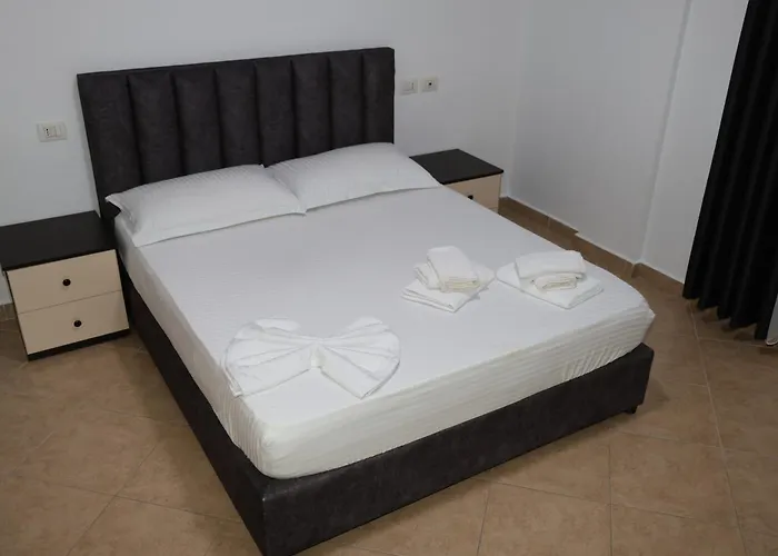 Del Sol Golem (Tirana)